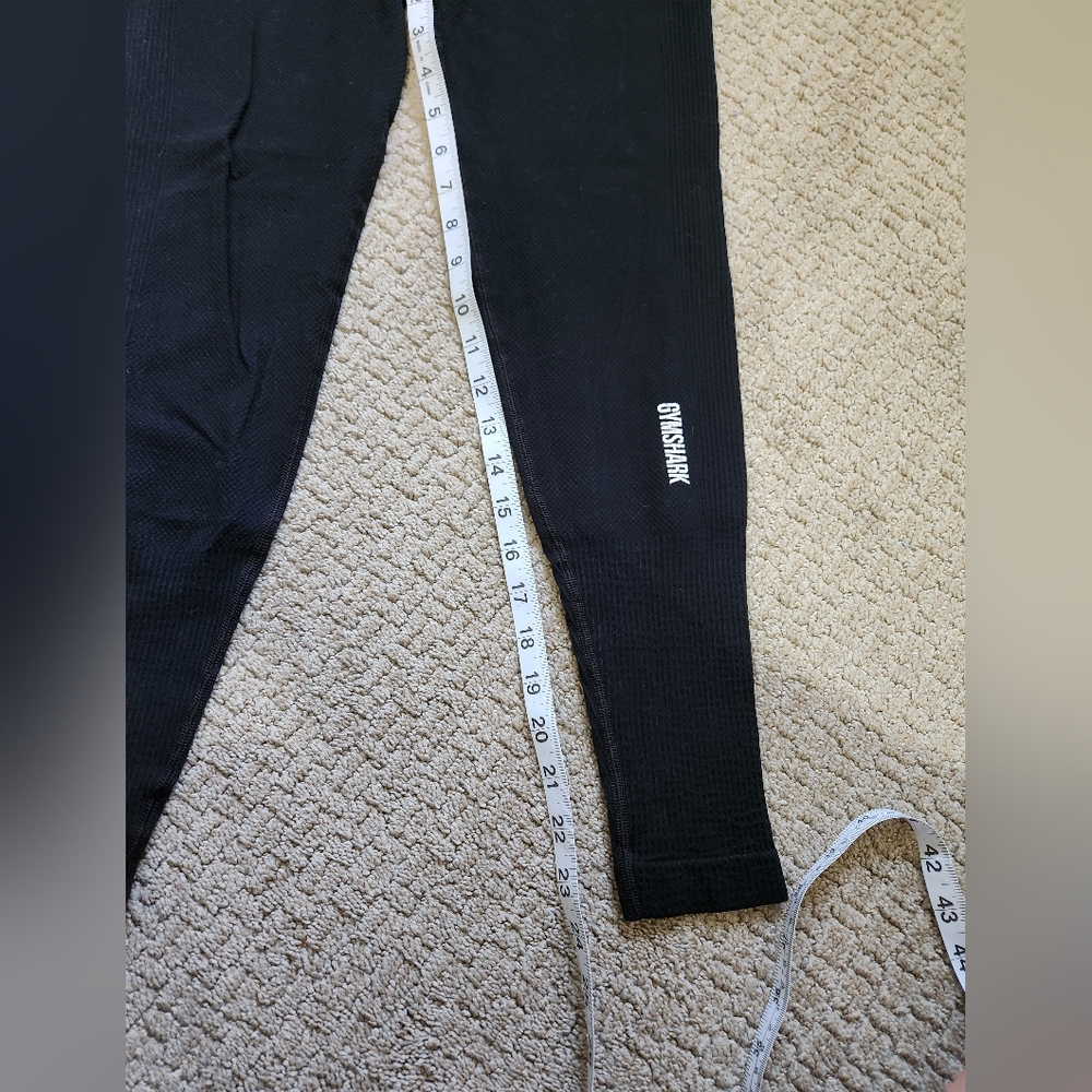 Gymshark Black Ribbed Legging - Picture 4 of 4